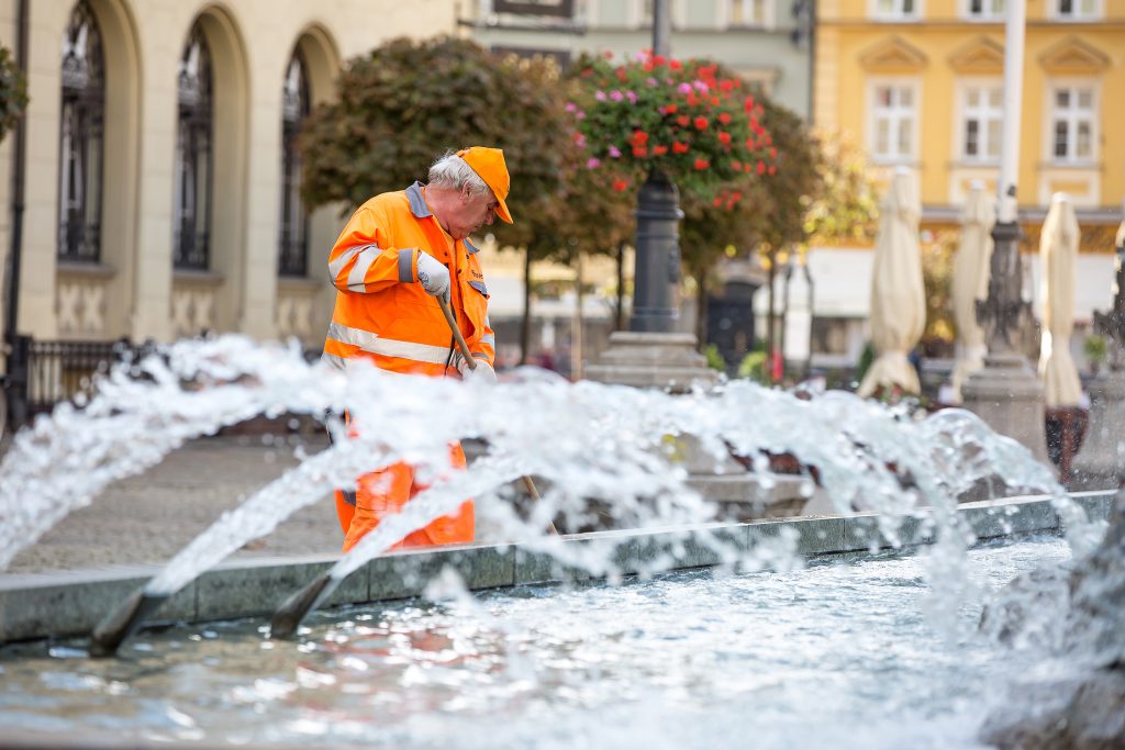 FBSerwis Wrocław ponownie z umowami na Stare Miasto i Krzyki