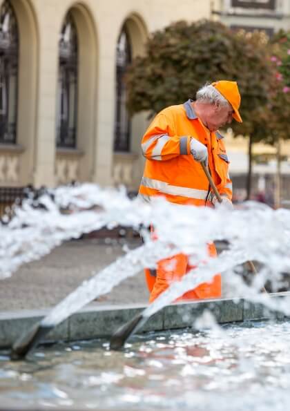 Letnie i zimowe utrzymanie czystości we Wrocławiu