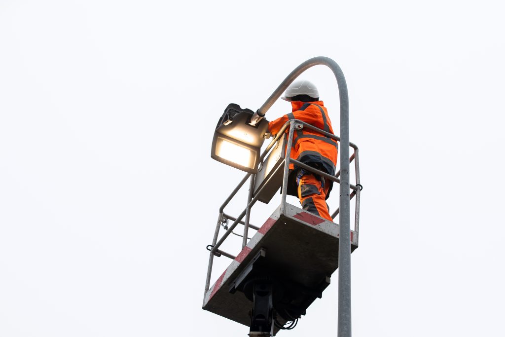 FBSerwis poprawi efektywność oświetleniową w Koninie ‎